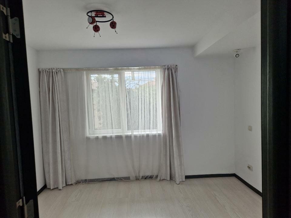 Vanzare apartament 3 camere, Bucureşti, Sector 3, Str Ilioara - Poză 7