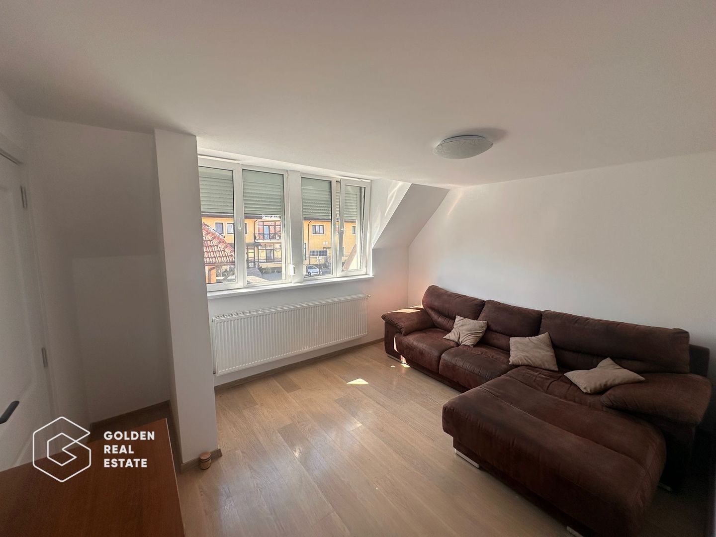 Apartament superb, 3 camere, 2 bai, prima inchiriere, et1/1 Micalaca - Poză 5