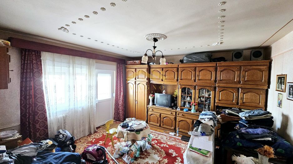 Aprartament 3 camare confort 1 zona Vlaicu - Poză 1