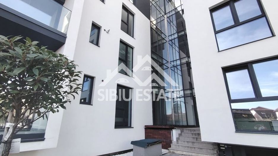 Apartament 3 camere, 2 bai Sibiu central Imobil Top lift garaj boxa - Poză 21