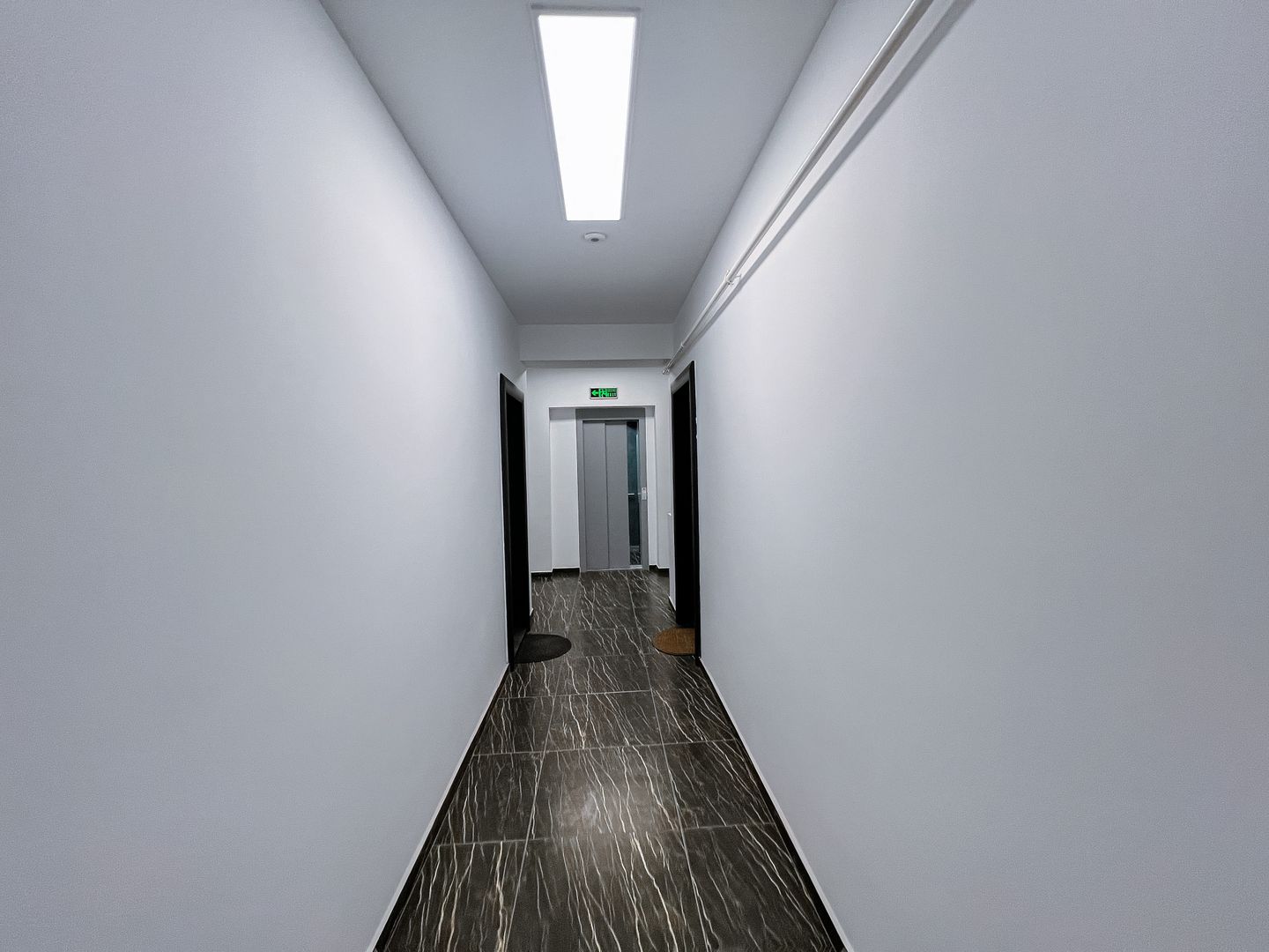 Palazu Mare(COD 05) - Apartament 3 camere| Parcare acoperită | Lac - Poză 27