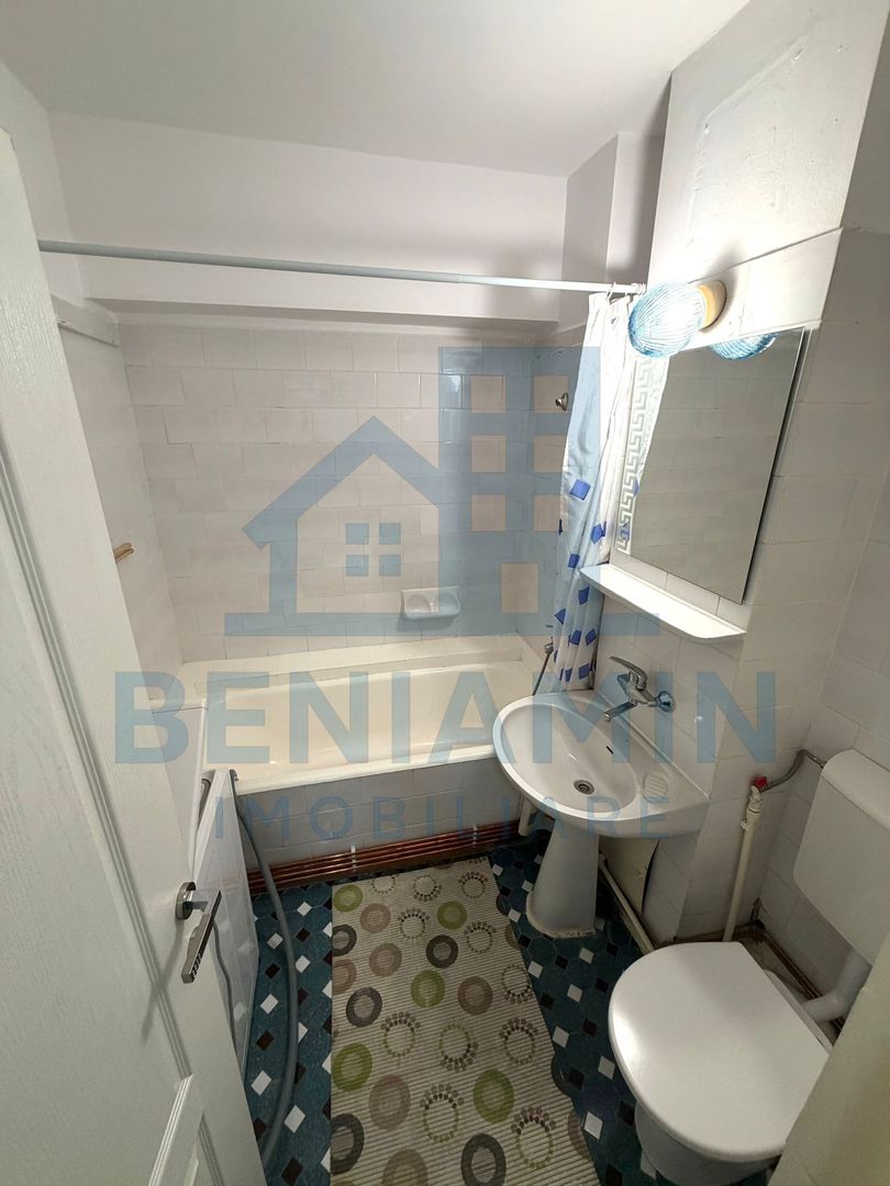 Apartament cu 2 camere decomandat Calea Bucuresti - Patria - Poză 9