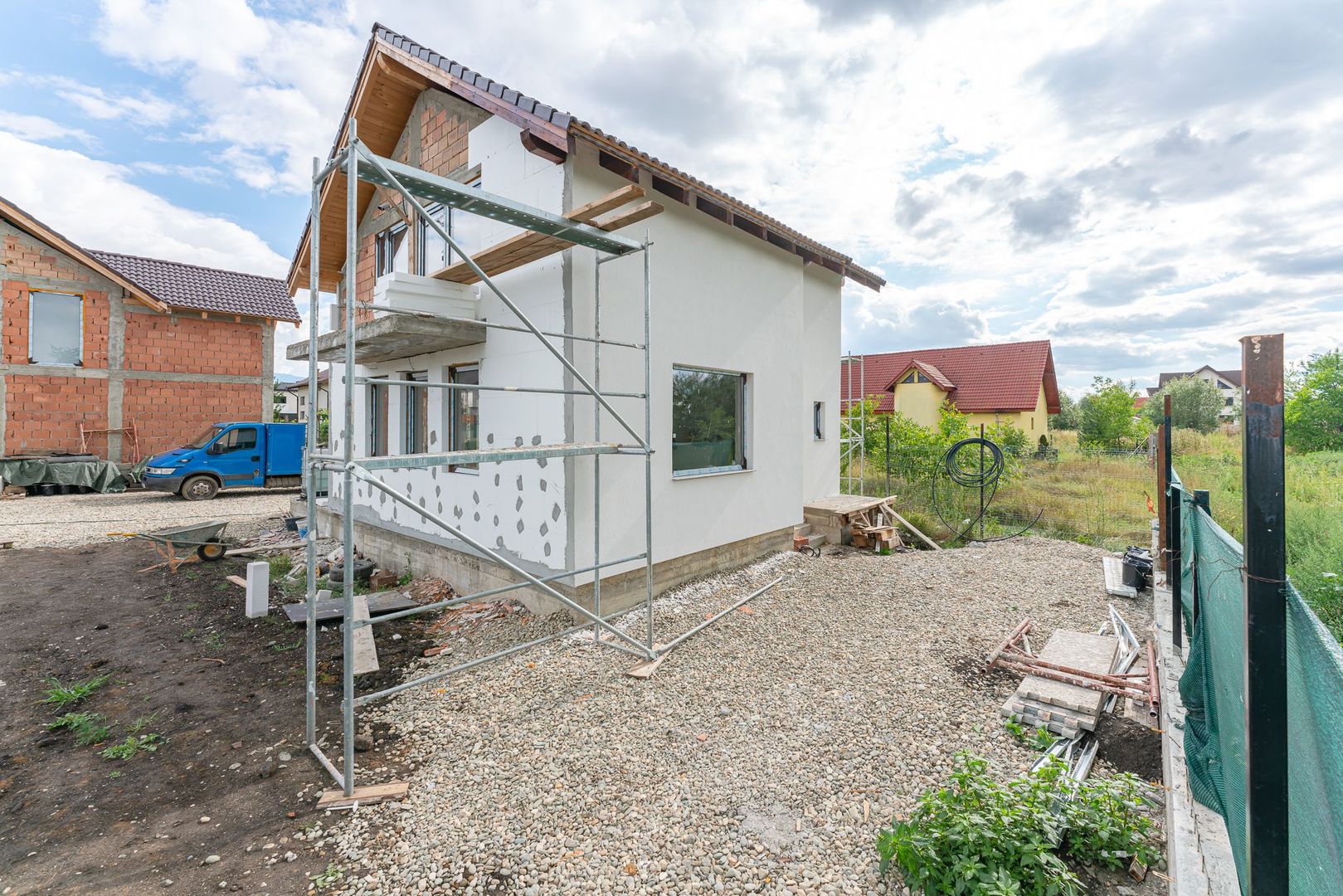 Casa individuala cu predare ''la cheie'' in Sanpetru - Poză 1