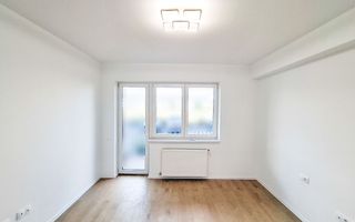 Suprafata Generoasa Finalizat I Tractorul Coresi - Poză 4
