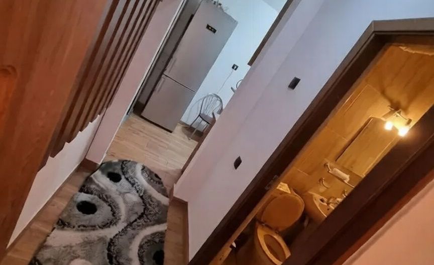 Apartament 2 camere decomandat, etaj 2, zona Calea București - Poză 4