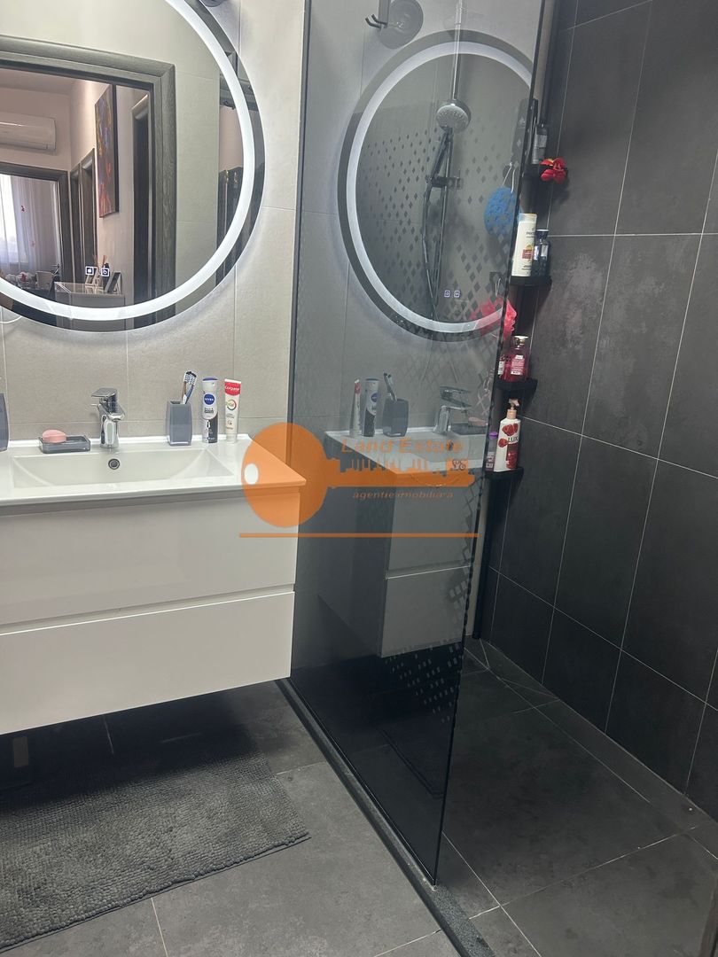 3 camere Grand Arena ( centrala termica-bloc 2024-loc parcare ) - Poză 15