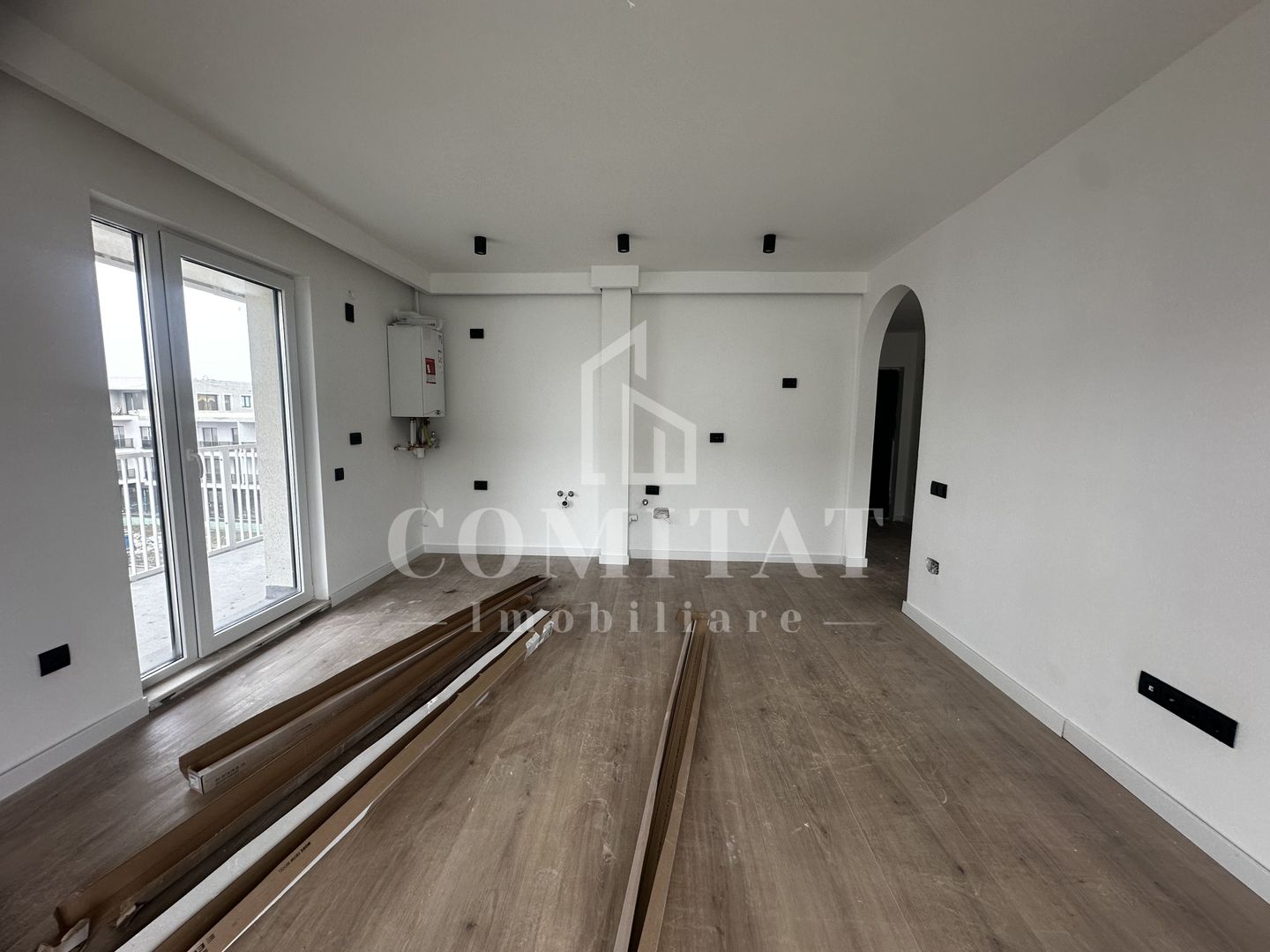 Apartament 3 camere | Loc de parcare | Zona Eroilor-Floresti - Poză 2