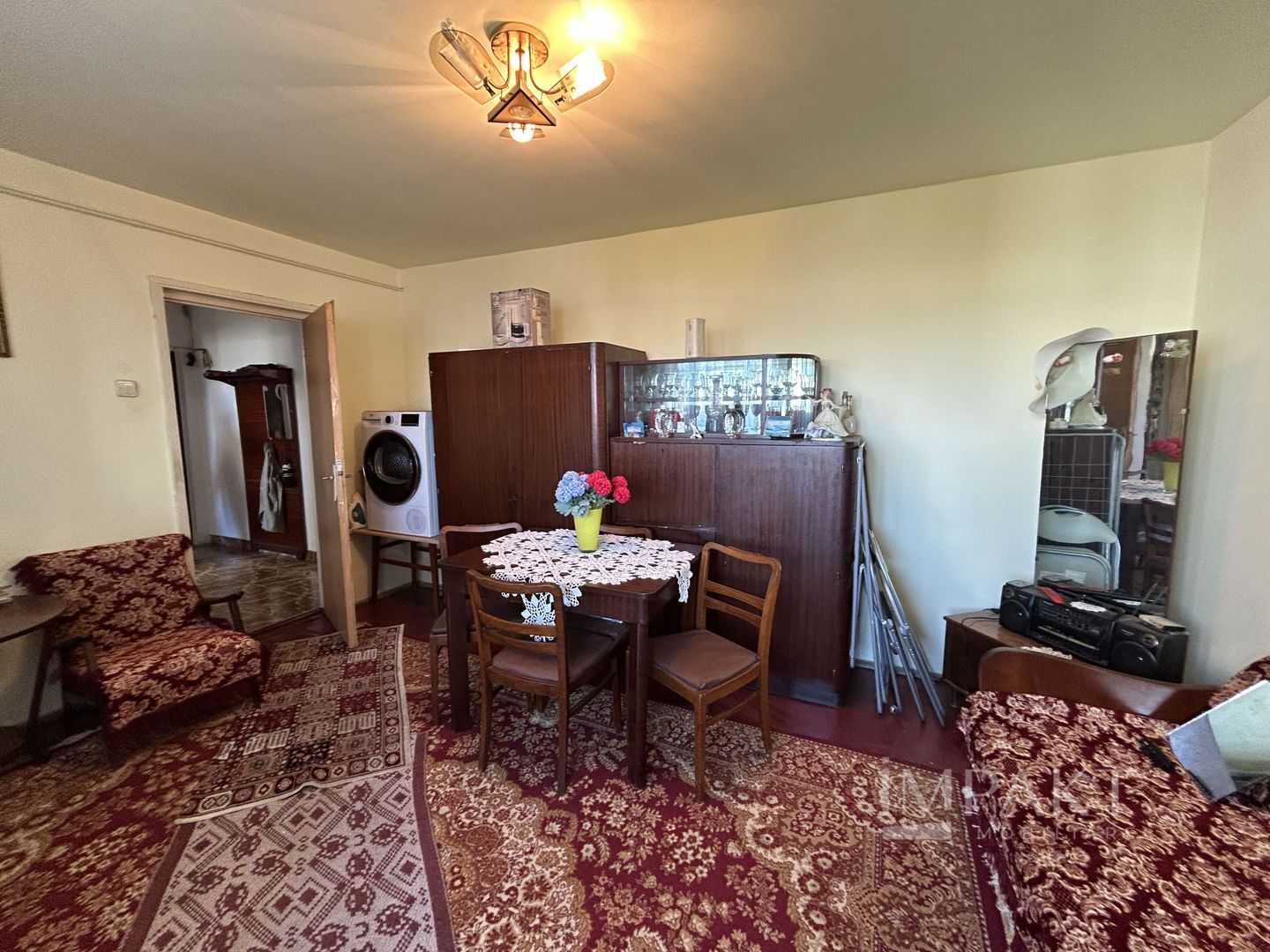 Vanzare apartament cu 4 camere in zona Minerva! - Poză 2