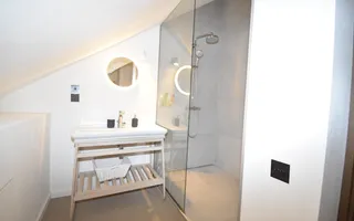 Vila unicat  Casin plus Imobil anexat - Poză 29