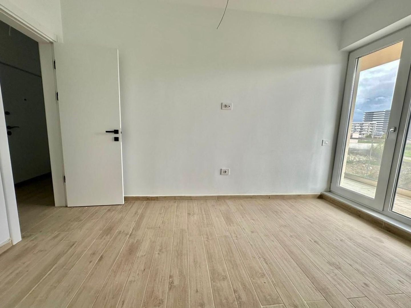 Apartament deosebit 2 camere Mamaia - Poză 2