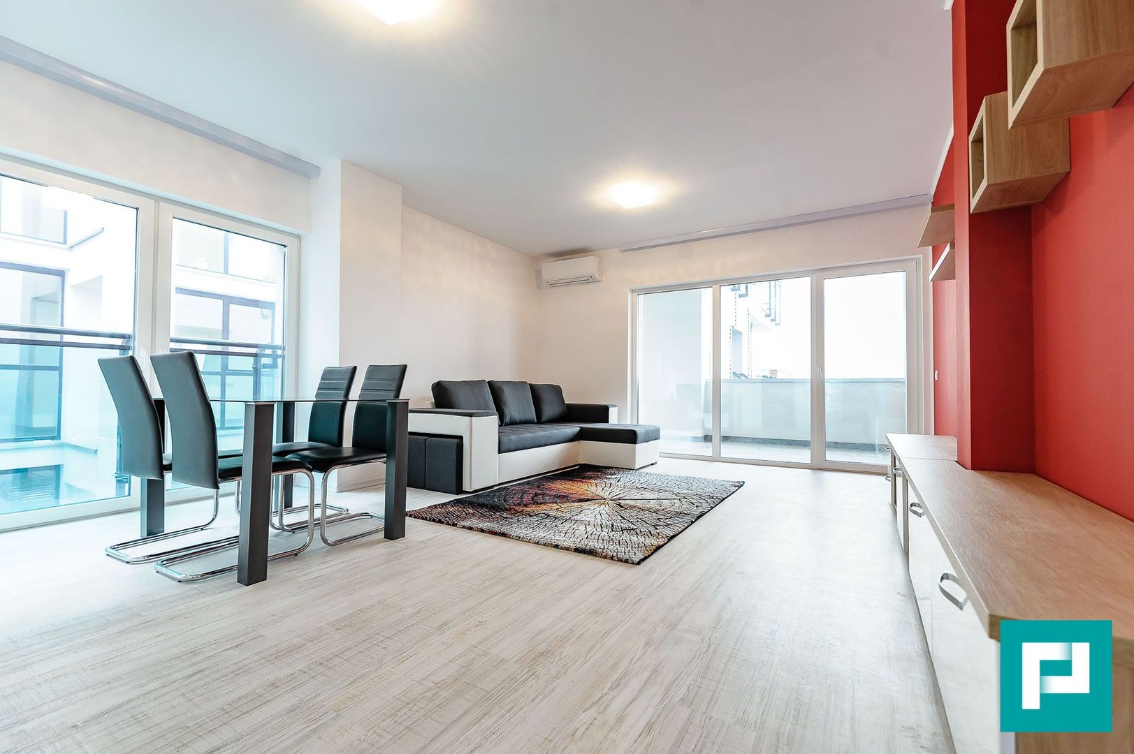 Apartament 2 camere în complex Plaza - Poză 2