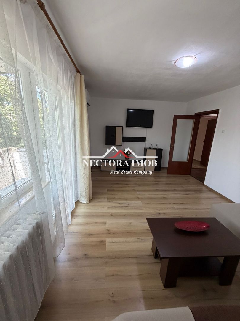NECTORA IMOB-Apartament 3 camere, Str. Sf. Apostol Andrei, Etaj 2,65mp - Poză 4