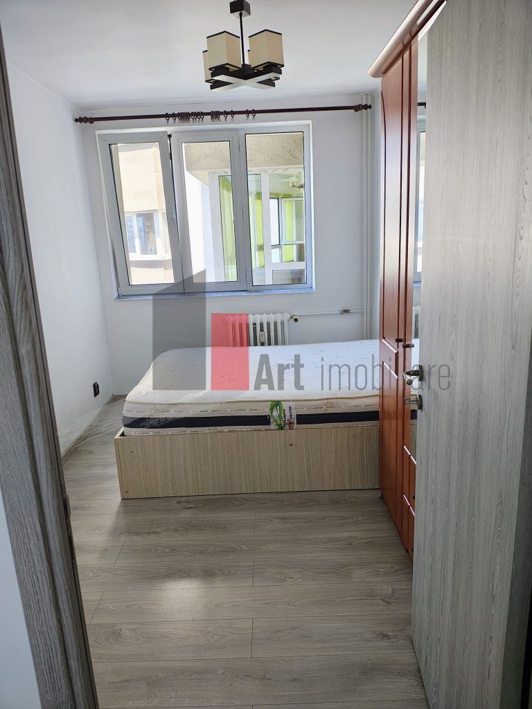 Apartament 3 camere,, lângă metrou Lujerului - Poză 2