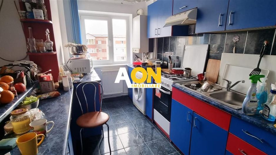 De vanzare apartament 2 camere zona Cetate - Poză 3