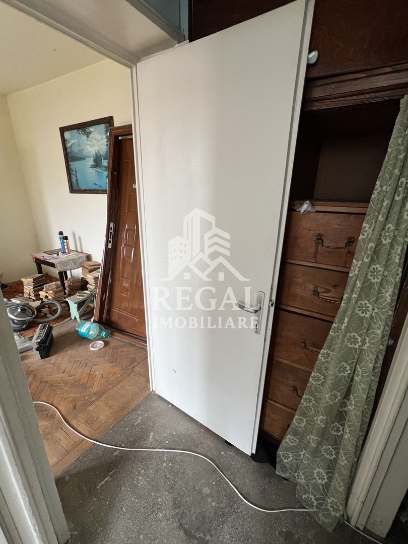 Apartament de vanzare 2 camere, in zona Micro 3 - Poză 7