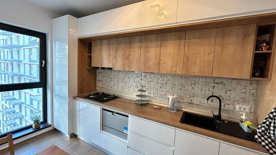 Apartament 2 camere modern - Exigent Plaza Faza 4, centrala proprie - Poză 1