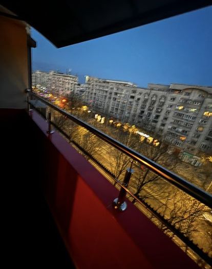 Apartament elegant 3 camere, 110 mp, vedere panoramică pe Bulevardul Decebal - Poză 16