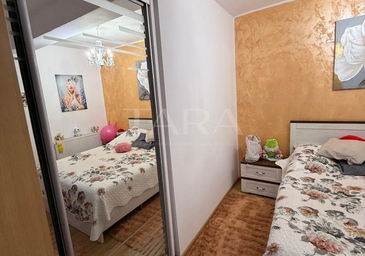 Apartament 2 camere, living, dormitor, zona Terra.. - Poză 2