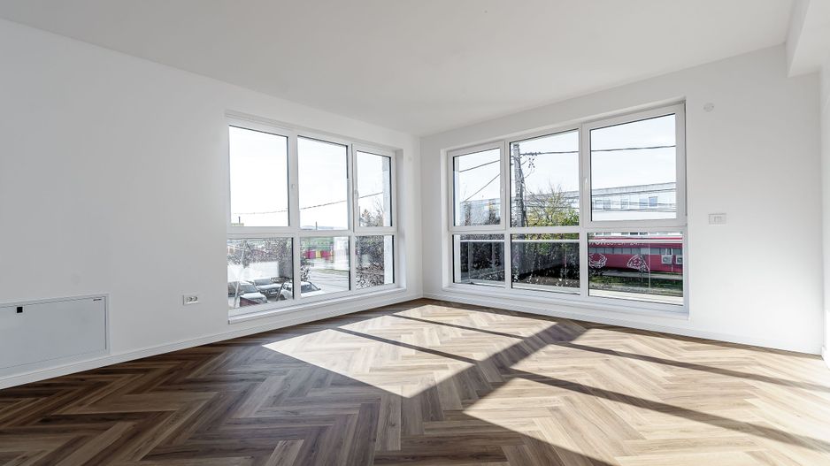 Clădire nouă P+2 cu showroom și birouri în Arad - Poză 10