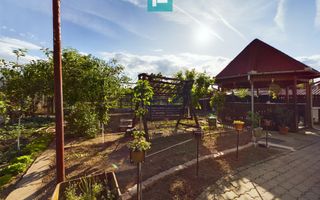 Casă clasică în Chișineu-Criș - Poză 23