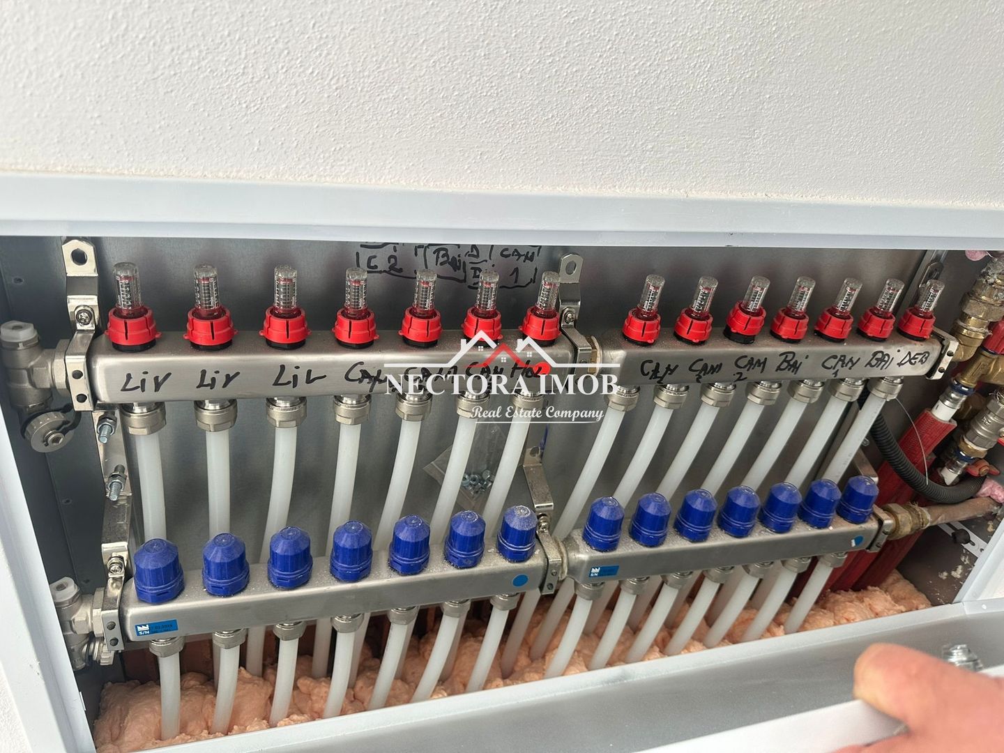 NECTORA IMOB-Casa 4 camere, 2 bai, 118 mp + 540 mp teren + terasa - Poză 3