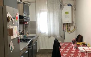 Apartament de inchiriat, 1 camera, Valea Lupului, bloc C4, parter, 38 mp - Poză 3