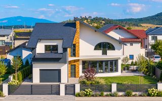 0Comision | Casă P+E | 188 mp | Teren 400 mp | Sanpetru–Bod - Poză 2