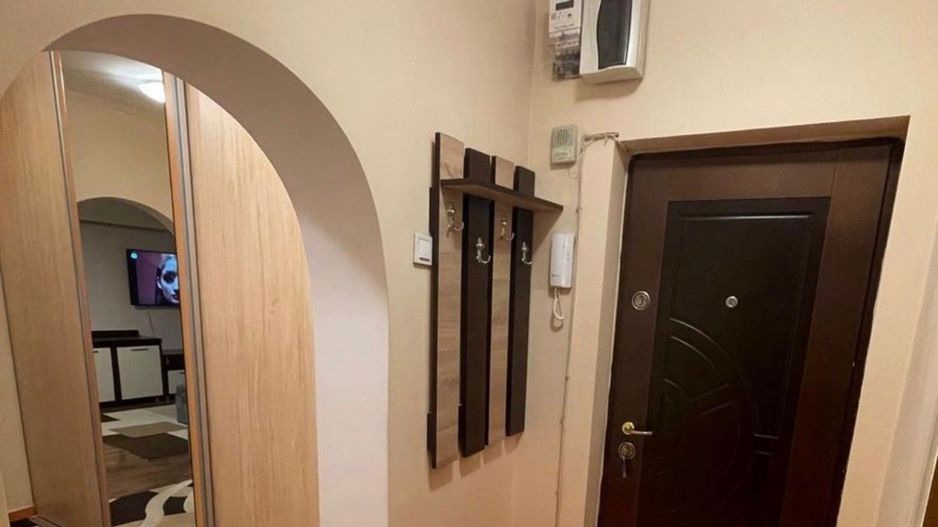 AP. 2 CAMERE 1 DECEMBRIE,  BUCATARIE INCHISA, LOC DE PARCARE, MOBILAT - Poză 6