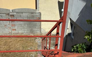 Casa cu 2 apartamente zona Mehala - Poză 15