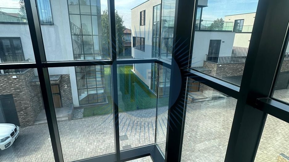 Vila cu 5 camere cu piscina proprie - scoala Americana - Poză 6