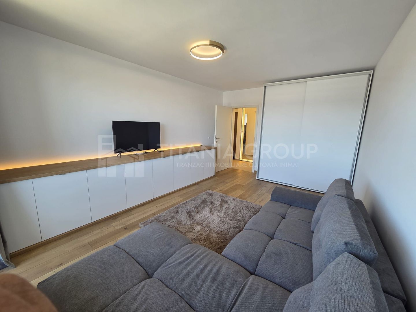 Apartament 3 camere, parcare, prima inchiriere, totul nou - Poză 1