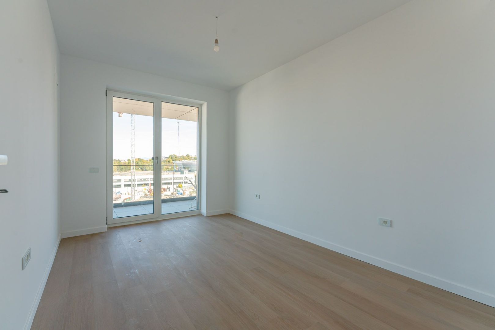 Studio Bartolomeu | 43 mp + Balcon 10 mp | Etaj 5/8 | Sală Polivalentă - Poză 6