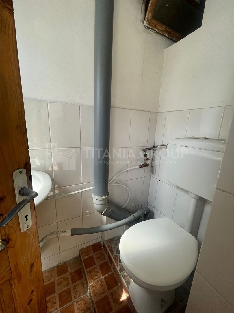 Spatiu comercial vad pietonal si auto. Pretabil salon/depozitare/crama - Poză 4