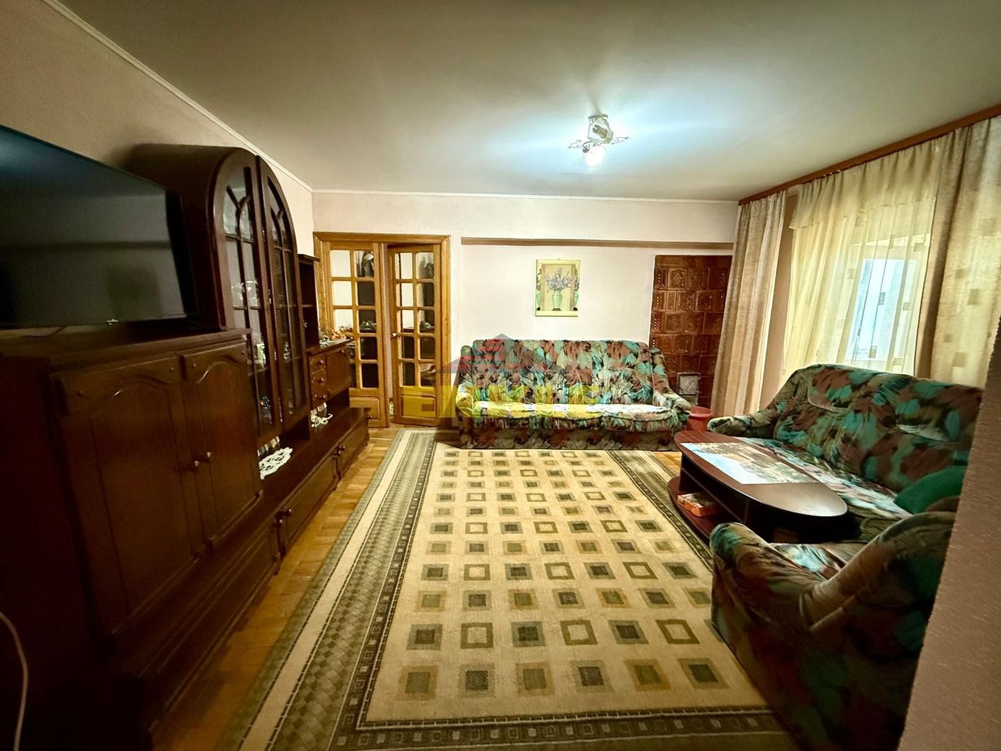 VÂNZARE APARTAMENT 3 CAMERE – ZONA MALL - Poză 1