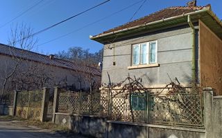 Casa cu teren generos | front 24.5 m - Poză 1