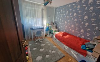 4 decomandate - 80mp - centrala proprie - renovat - Calea Bucuresti - Poză 3