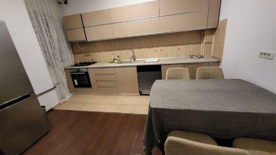 AP. 3 CAMERE  - 113 MP UTILI, PET-FRIENDLY, PARCARE, CENTRALA TERMICA - Poză 5