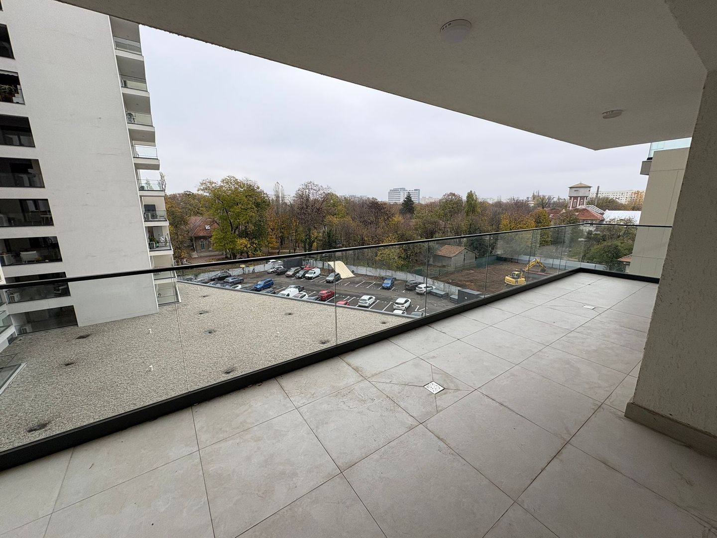 AP. 2 CAMERE SUN ROYAL VIEW, INCALZIRE PARDOSEALA, BLOC NOU, METROU - Poză 9