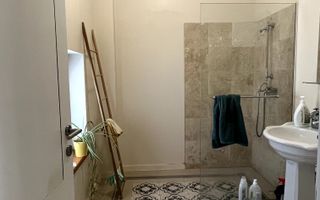 Locuinta spatioasa in triplex - Poză 11