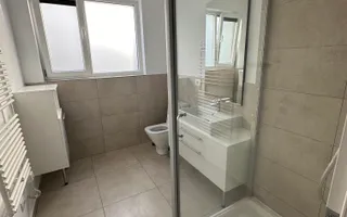 Apartament in vila cu curte-  Dumbravita - Poză 11