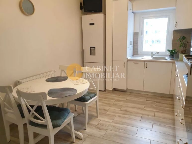 Apartament 3 camere decomandat, 2 bai, mobilat si utilat -zona Alexandru cel Bun - Poză 4