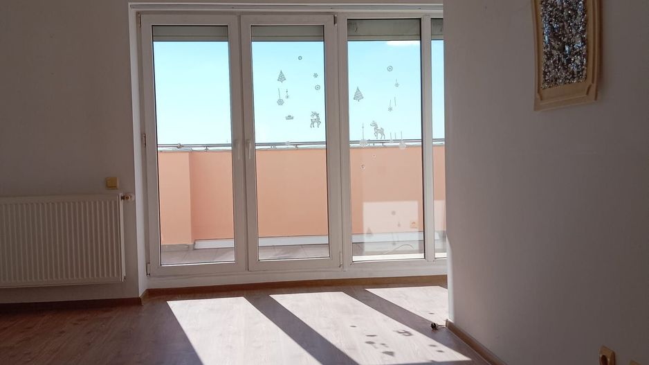 Vanzare apartament 2 camere, 80mp, 2 bai, in Edenia Titan - Poză 8