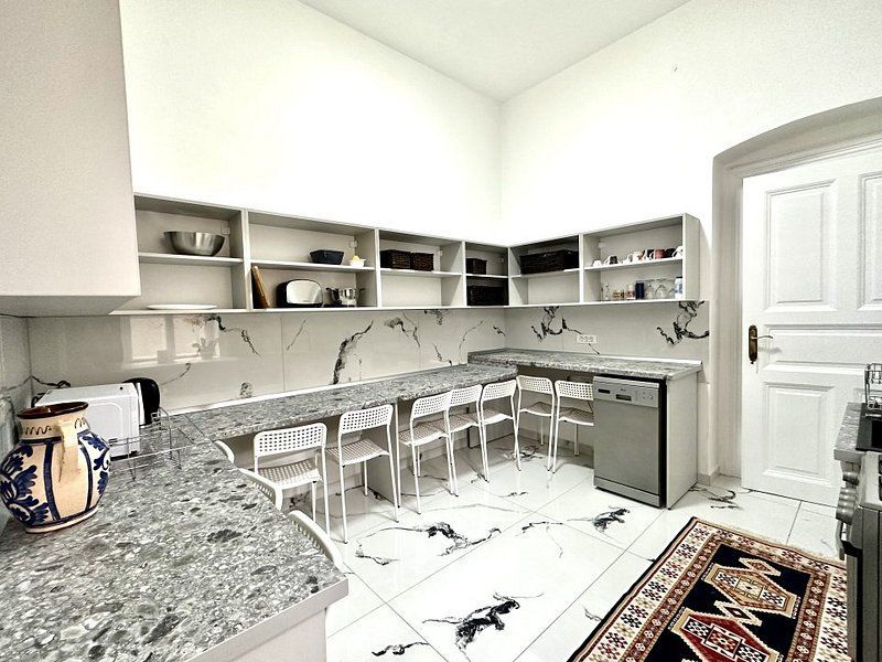 Apartament central, 4 camere - renovat - Poză 21