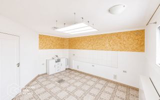 Spatiu pretabil salon infrumusetare, cabinet, 8 camere, Boul Rosu, 200mp - Poză 5
