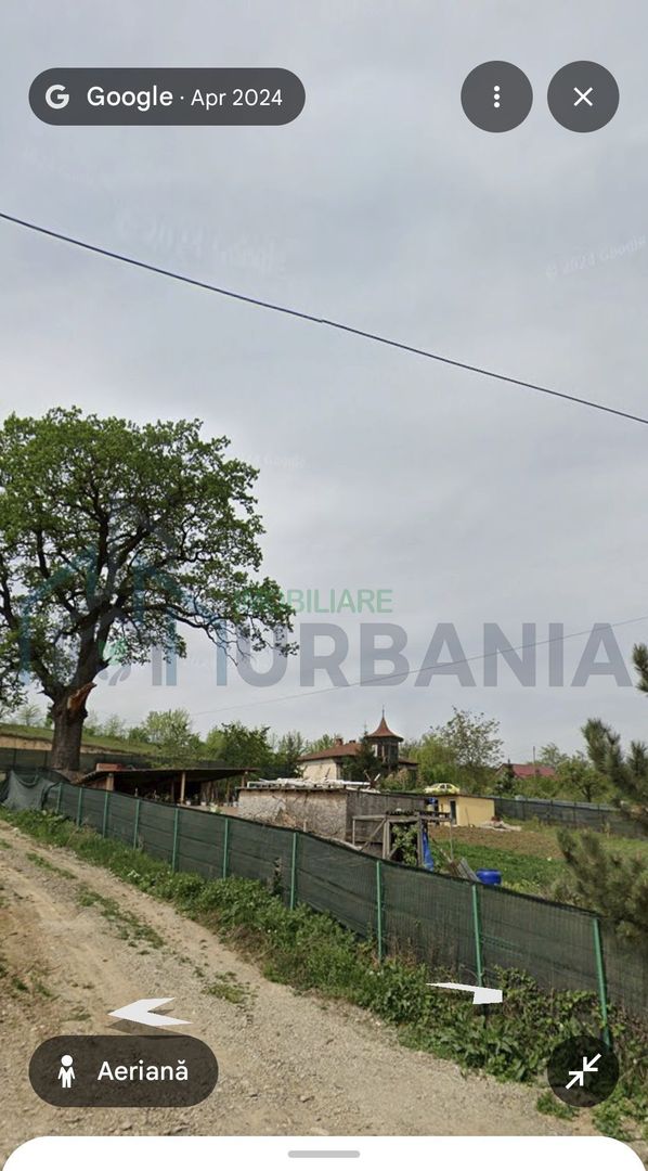 Vânzare conac vechi cu teren generos în Hlincea, Ciurea, Iași - Poză 3