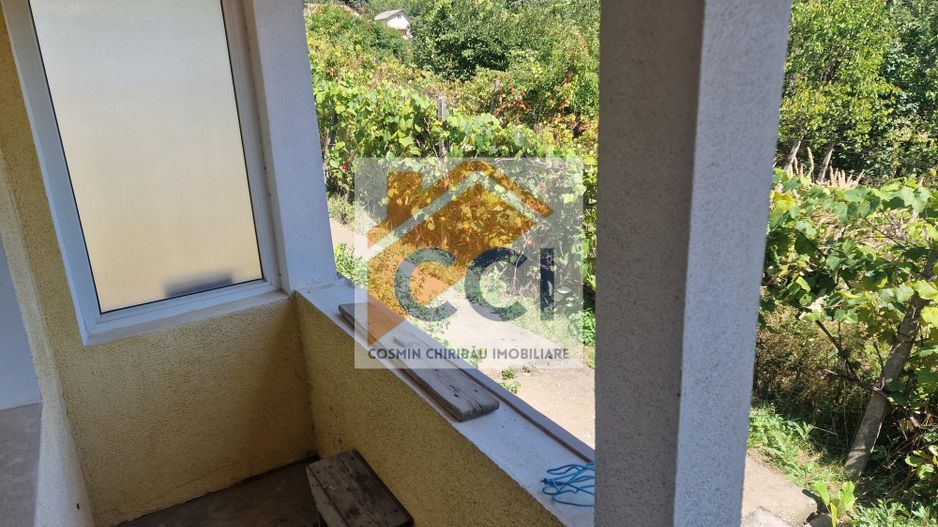 Casa in mediu rural cu teren - Poză 22