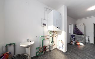 Casă ideală pentru familie în Brașov, Bunloc – spațioasă, luminoasă, priveliște - Poză 51