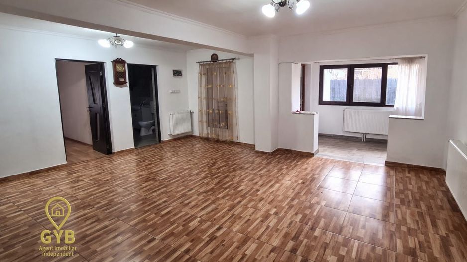 Casă de vânzare – zonă centrală, Strada Primăriei, constructie 2016 - Poză 1