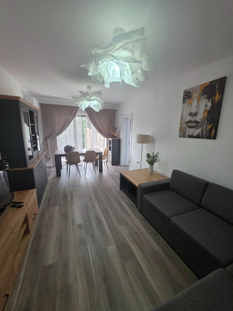 De inchiriat apart. cu 3 camere, zona Facultatea de Mecanica, et. 1, 800 E - Poză 5