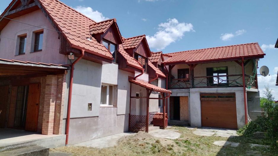 Casa, gradina si garaj. Baritiu. - Poză 1